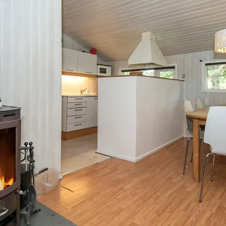 Five-bedroom Holiday In Logstor בית נופש *