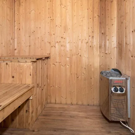 Five-bedroom Holiday In Logstor * אבלטופט