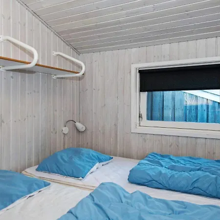 בית נופש Five-bedroom Holiday In Logstor